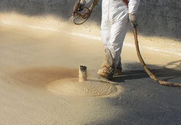 What are the benefits to spray foam roofing in Peoria?